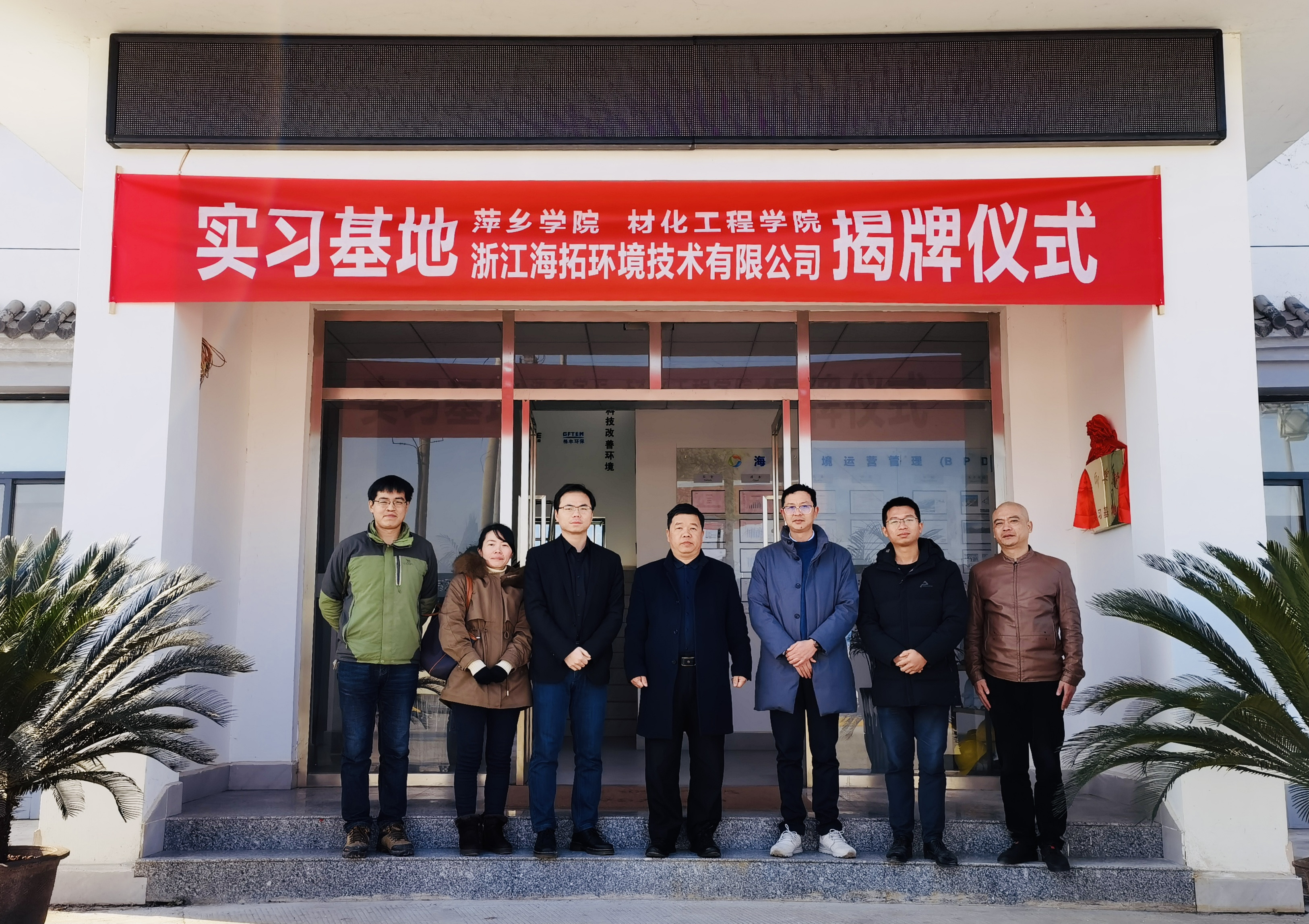 32e746ae2c2e285e31b74fcecd176b4_副本.jpg